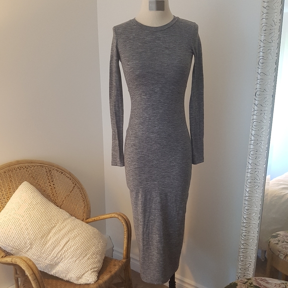 Wilfred Dresses & Skirts - Wilfred midi dress